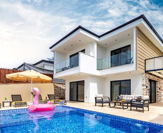 Kaş Yeşilköy'de Doğayla Baş Başa, Özel Havuzlu, Modern Villa - 1