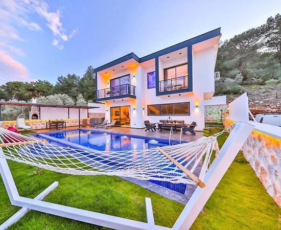 Kaş Yeşilköy'de Eşsiz Doğa İçinde, Özel Havuzlu, Lüks Villa - 1