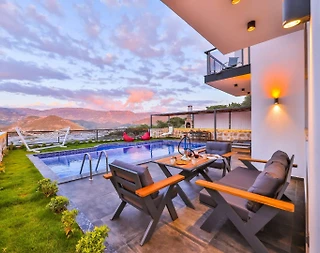 Kaş Yeşilköy'de Eşsiz Doğa İçinde, Özel Havuzlu, Lüks Villa - 4