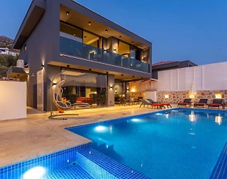 Kaş Yeşilköy'de Doğa İçerisinde, Özel Havuzlu, Modern Villa - 1