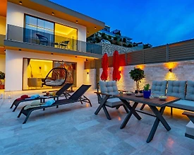 Kaş Yeşilköy'de Huzurlu Doğada, Özel Havuzlu, Korunaklı Villa - 2