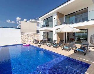 Kaş Yeşilköy'de Huzurlu Doğada, Özel Havuzlu, Modern Villa - 2
