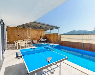 Kaş Yeşilköy'de Sakin Konumda, Özel Havuzlu, Modern Villa - 3