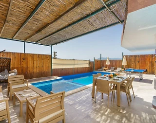 Kaş Yeşilköy'de Sakin Konumda, Özel Havuzlu, Modern Villa - 5