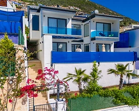 Kaş Yeşilköy'de Modern Tasarımlı, Özel Havuzlu, Jakuzili, Lüks Villa - 2