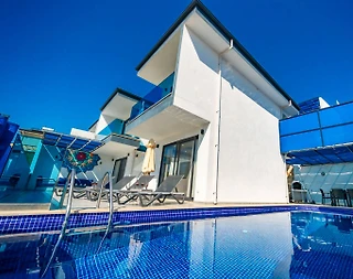 Kaş Yeşilköy'de Modern Tasarımlı, Özel Havuzlu, Jakuzili, Lüks Villa - 4