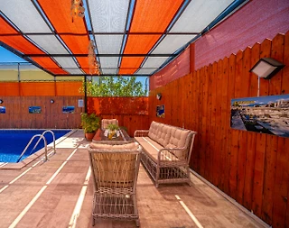 Kaş Yeşilköy'de Nezih Konumda, Özel Havuzlu, Korunaklı Villa - 2