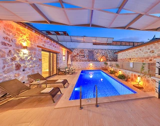 Kaş Yeşilköy'de Otantik Tasarımlı, Özel Havuzlu ve Jakuzili, 1+1 Villa - 3