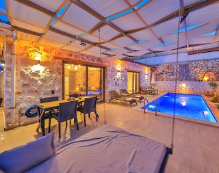 Kaş Yeşilköy'de Otantik Tasarımlı, Özel Havuzlu ve Jakuzili, 1+1 Villa - 4