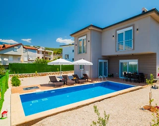 Kaş Yeşilköy'de Yeşillikler İçerisinde, Özel Havuzlu, Lüks Villa - 2