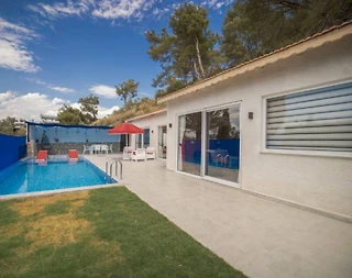 Kaş Yeşilköy'de Sessiz Konumda, Özel Havuzlu, Balayı Villası - 4