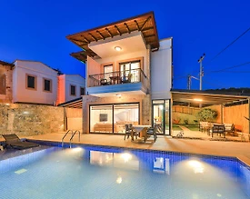 Kaş Andifli'de Elverişli Konumda, Özel Havuzlu, Kiralık Villa - 3