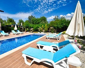 Fethiye Kayaköy'de Sakin Konumda, Özel Havuzlu, Kiralık Villa - 2