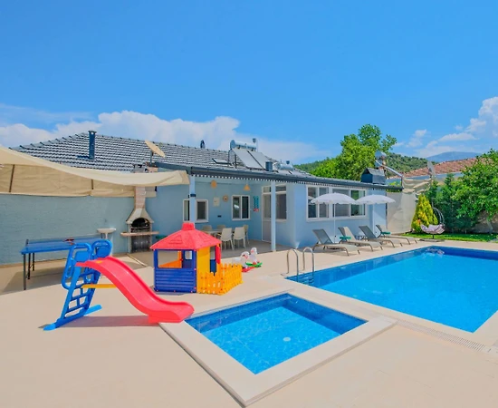 Muğla Fethiye'de Yeşillikler İçerisinde, Özel Havuzlu, Kiralık Villa - 1