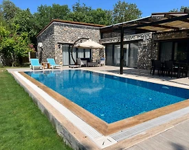 Fethiye Kayaköy'de Geniş Ailelere Uygun, Özel Havuzlu, Bahçeli Villa - 3