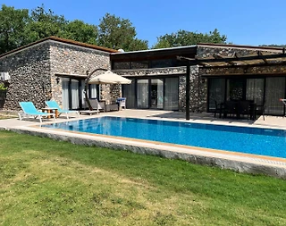 Fethiye Kayaköy'de Geniş Ailelere Uygun, Özel Havuzlu, Bahçeli Villa - 2