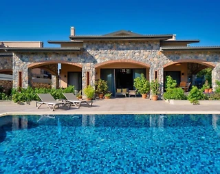 Fethiye Kayaköy'de Geniş Ailelere Uygun, Özel Havuzlu, Modern Villa - 2
