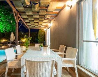 Muğla Fethiye'de Geniş Bahçeli, Özel Havuzlu, Modern Villa - 5