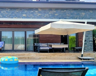 Kemer Arslanbucak'ta Merkezi Konumda, Özel Havuzlu, Modern Villa - 1