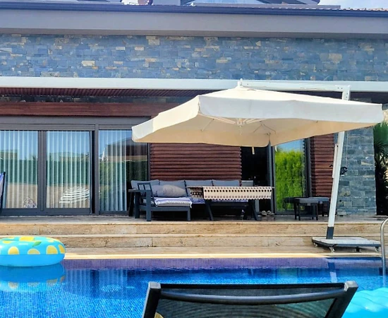 Kemer Arslanbucak'ta Merkezi Konumda, Özel Havuzlu, Modern Villa - 1