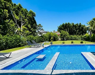 Kemer Çamyuva'da Geniş Bahçeli, Özel Havuzlu, Lüks Villa - 4