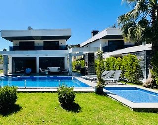 Kemer Çamyuva'da 6 Kişi Kapasiteli, Özel Havuzlu, Modern Villa - 2
