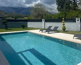 Kemer Çamyuva'da Modern Tasarımlı, Özel Havuzlu, Merkezi Villa - 3