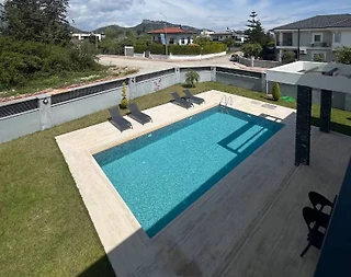Kemer Çamyuva'da Modern Tasarımlı, Özel Havuzlu, Merkezi Villa - 4