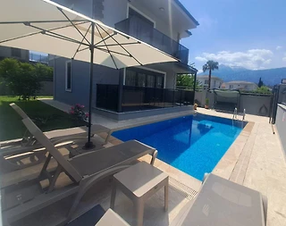 Kemer Çamyuva'da Sakin Doğada, Özel Havuzlu, Kiralık Villa - 1