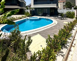 Kemer Göynük'te Erişilebilir Konumda, Özel Havuzlu, Lüks Villa - 1