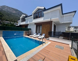Kemer Göynük'te Çekirdek Ailelere Uygun, Özel Havuzlu, Modern Villa - 1