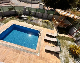 Kemer Göynük'te Sinema Salonlu, Özel Havuzlu, Saunalı, Kiralık Villa - 2