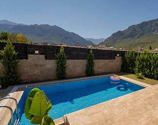 Antalya Kemer'de Denize Yakın Konumda, Özel Havuzlu, Şık Villa - 4