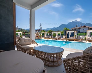 Kemer Tekirova'da Deniz Yakın, Sakin Konumda, Lüks Ev - 4