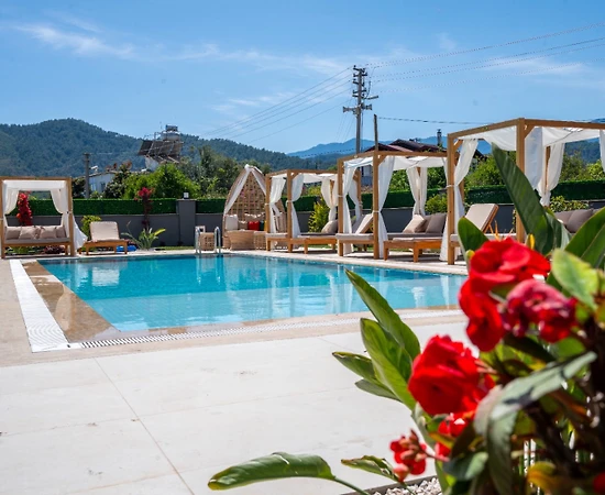 Kemer Tekirova'da Deniz Yakın, Sakin Konumda, Lüks Ev - 1