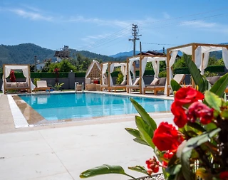 Kemer Tekirova'da Deniz Yakın, Sakin Konumda, Lüks Ev - 1