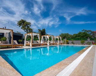 Kemer Tekirova'da Deniz Yakın, Sakin Konumda, Lüks Ev - 2