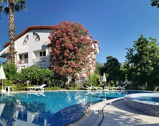 Kemer Tekirova'da Kalabalık Ailelere Uygun, Özel Havuzlu, Bahçeli Villa - 1
