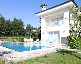 Kemer'de Doğa İle İç İçe, Özel ve Çocuk Havuzlu, Bahçeli Villa - 2