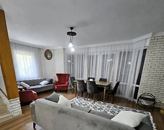 Kuşadası Soğucak'ta Merkezi Konumda, Özel Havuzlu, Lüks Villa - 4