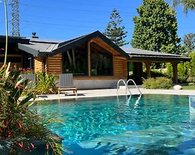 Kepez Duacı'da Sakin Konumda, Özel Havuzlu, Ahşap Villa - 2