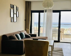 Kıbrıs İskele’de Tesis İçerisinde, Ortak Havuzlu, Modern Daire - 2