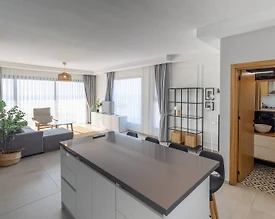 Kıbrıs Girne'de Havuz Manzaralı, Tesis İçerisinde, 2+1 Daire - 3