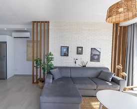 Kıbrıs Girne'de Havuz Manzaralı, Tesis İçerisinde, 2+1 Daire - 2