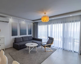 Kıbrıs Girne'de Tesis İçerisinde, Ortak Havuzlu, Lüks Daire - 3