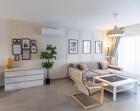 Kıbrıs Girne'de Havuz Manzaralı, Tesis İçerisinde, 2+1 Daire - 3