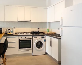 Kıbrıs İskele'de Çekirdek Ailelere Uygun, Tesis İçerisinde, 2+1 Daire - 3