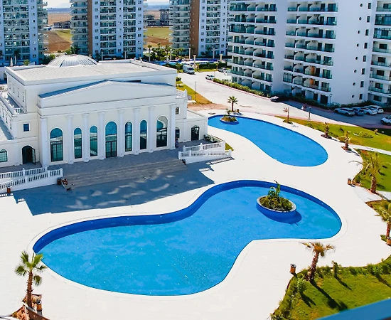 Kıbrıs İskele'de Enfes Deniz Manzaralı, Ortak Havuzlu, Kiralık Tatil Daire - 1