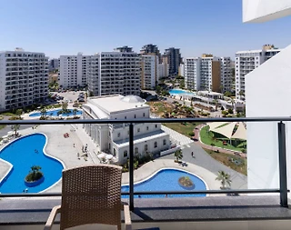 Kıbrıs İskele'de Şehir Manzaralı, Ortak Havuzlu, Tatil Dairesi - 3