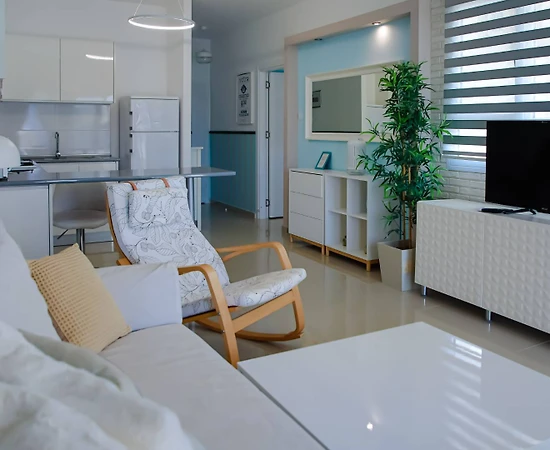 Kıbrıs İskele'de Balayı Çiftlerine Uygun, Ortak Havuzlu, 1+1 Daire - 1